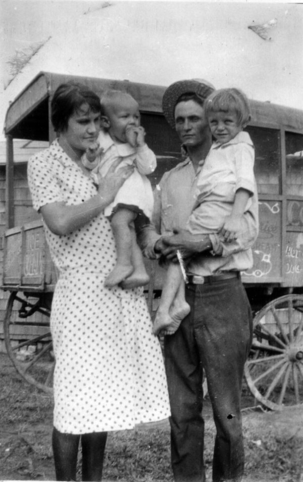 Ida and Ollie Jenkins and kids Muskogee OK abt 1927
